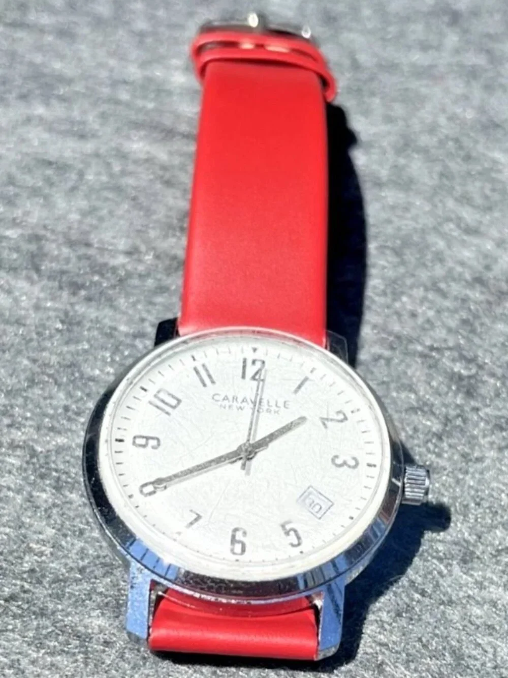 Beautiful Classic Watch - Large, White Dial with Date, Genuine Leather Band